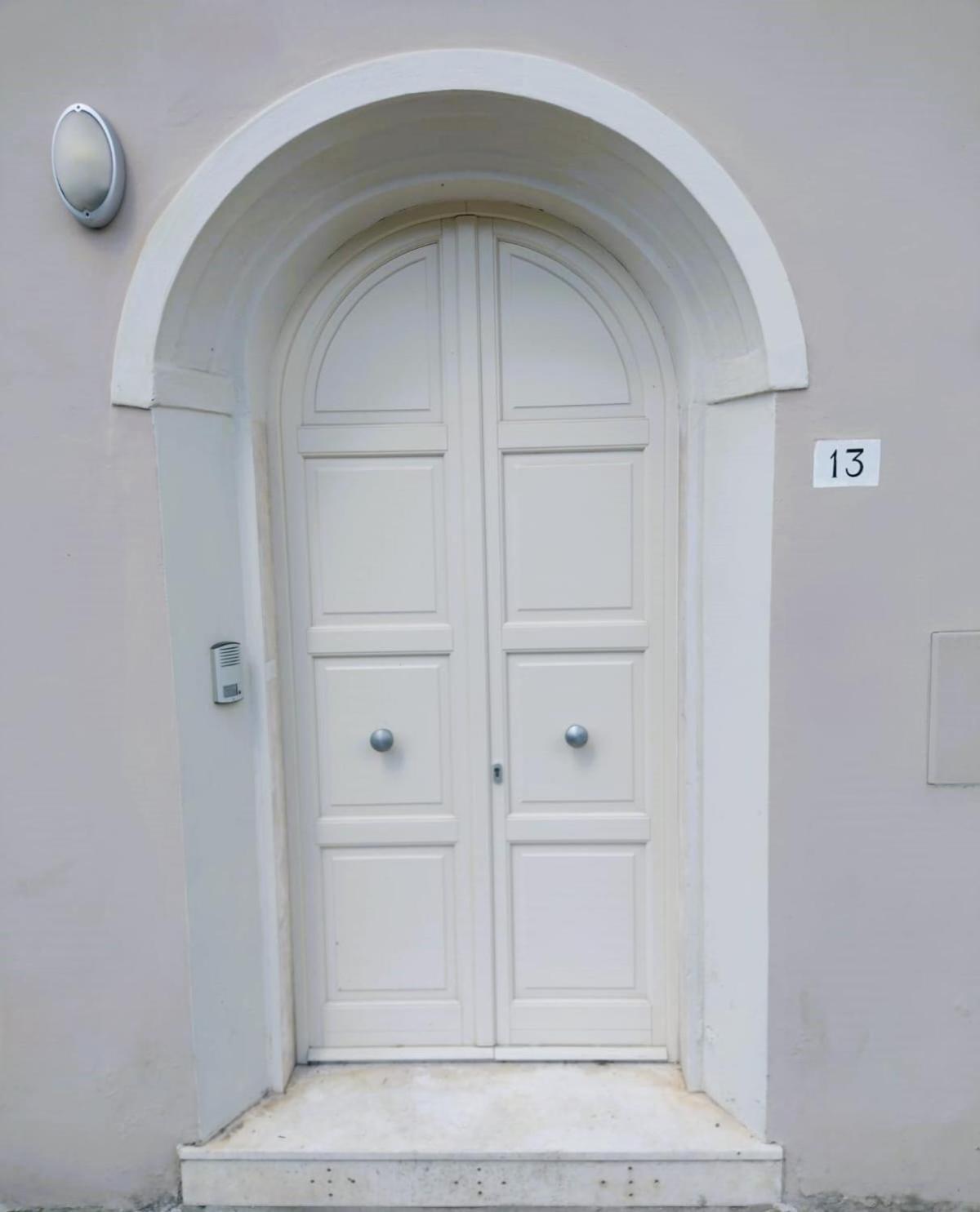 A Due Passi Dai Miracoli Villa ปิซา ภายนอก รูปภาพ